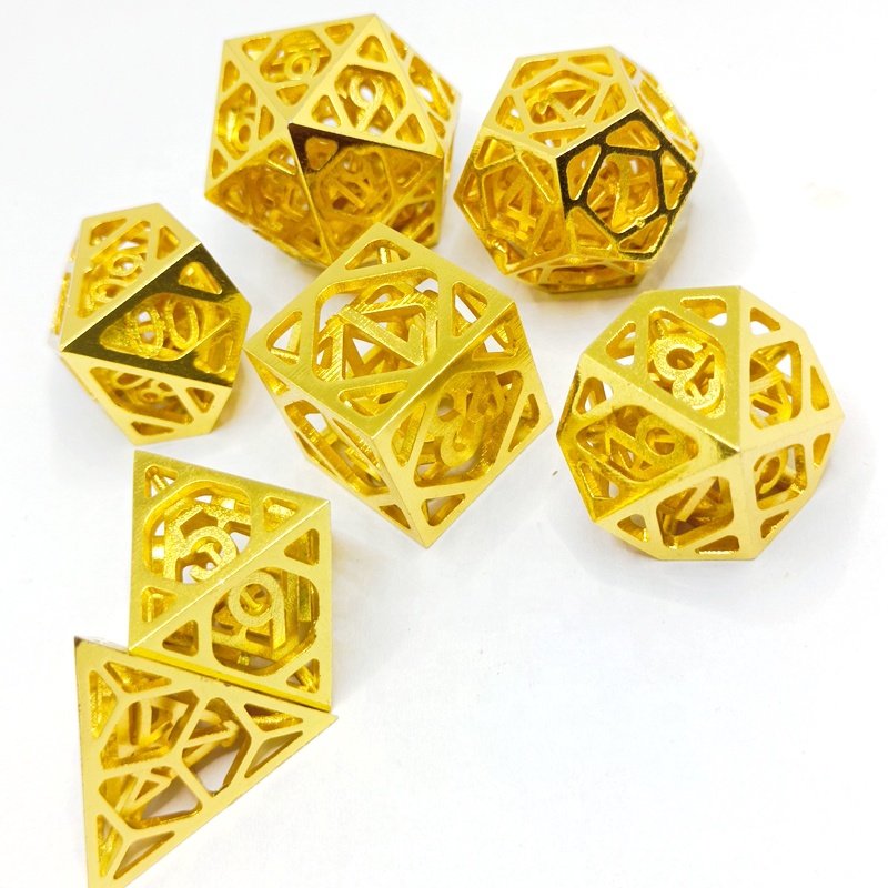 Hot Sale Golden Plating Hollow Out Metal Dice Dungeons And Dragons Game Copper Dice Set