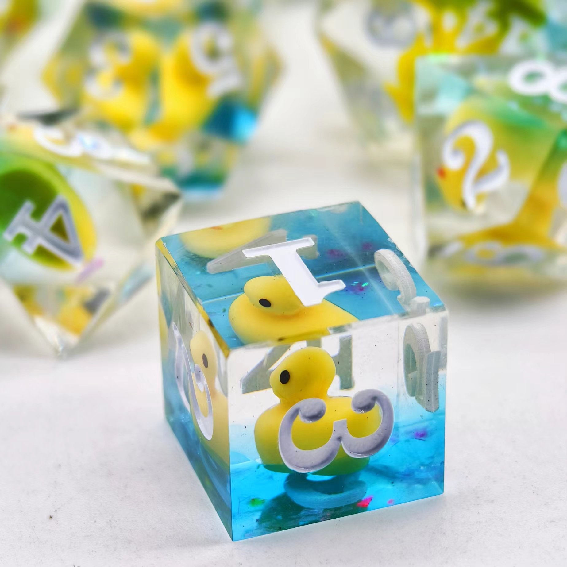 plastic acrylic resin polyhedral precision dice adult games casino number transparent poker luxury d6 16mm dice set
