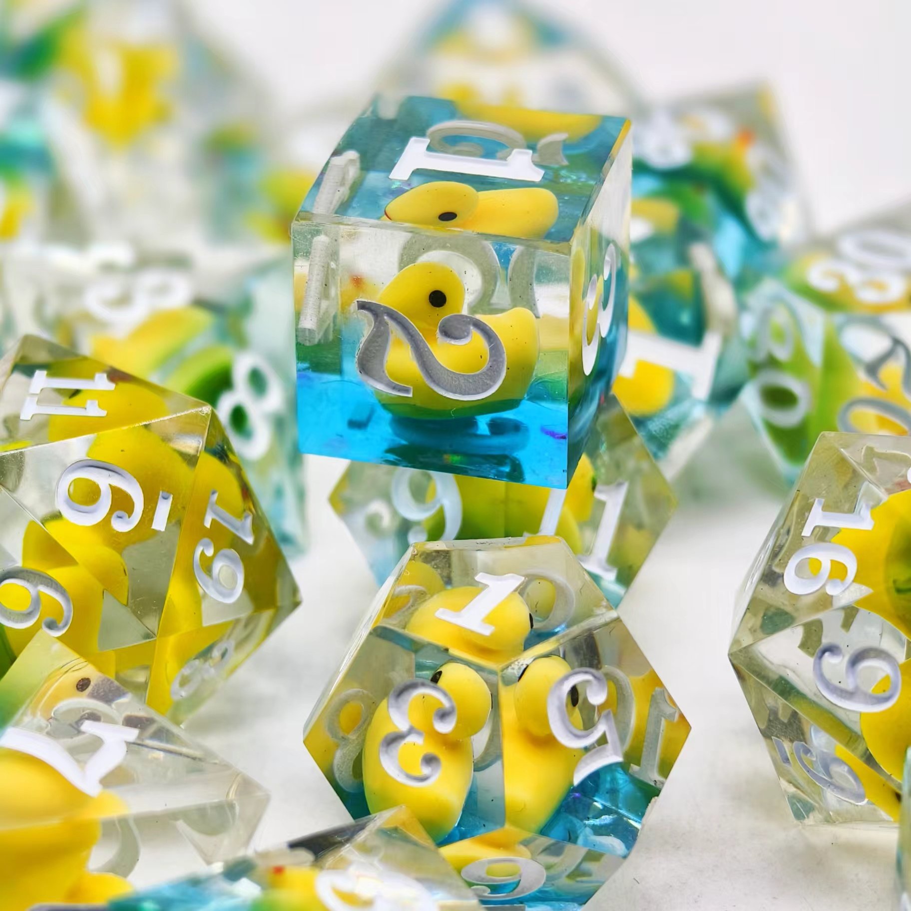 plastic acrylic resin polyhedral precision dice adult games casino number transparent poker luxury d6 16mm dice set