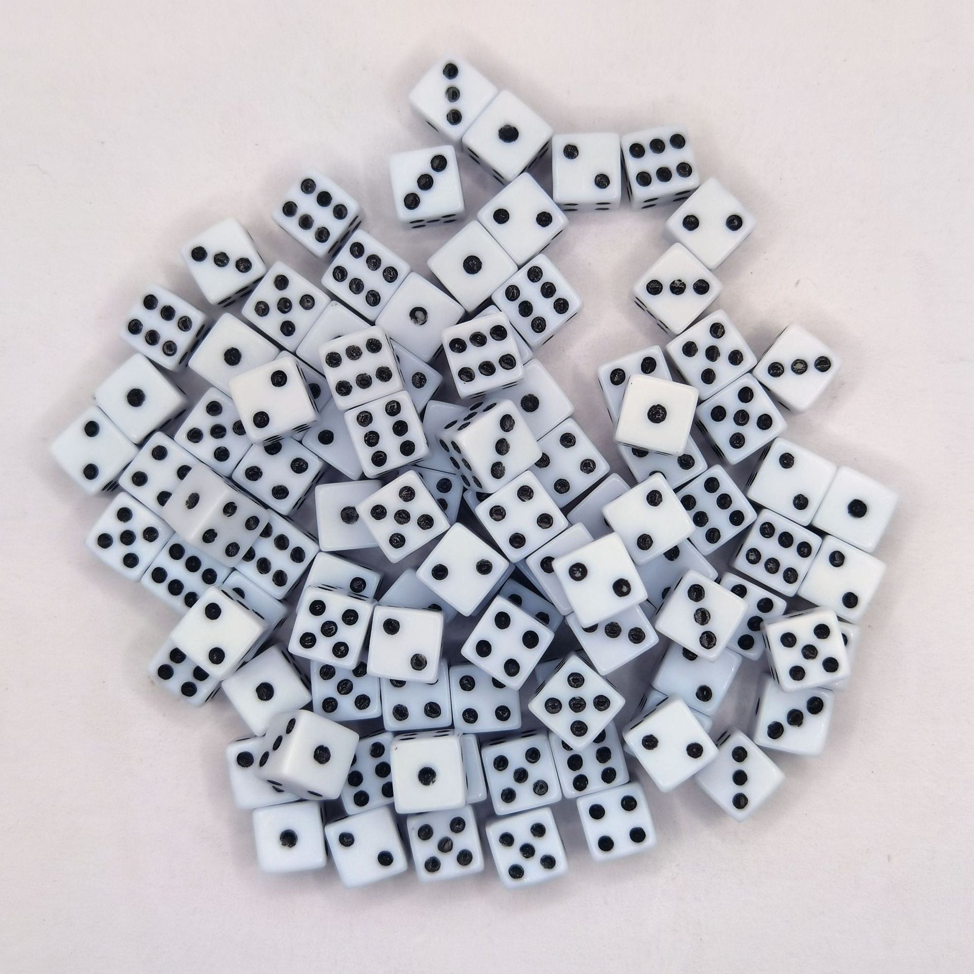 Wholesale MINI Dice 8mm Small Square Corner Colored Black Dot Dice Ready to Ship Magic Props Teaching Dice