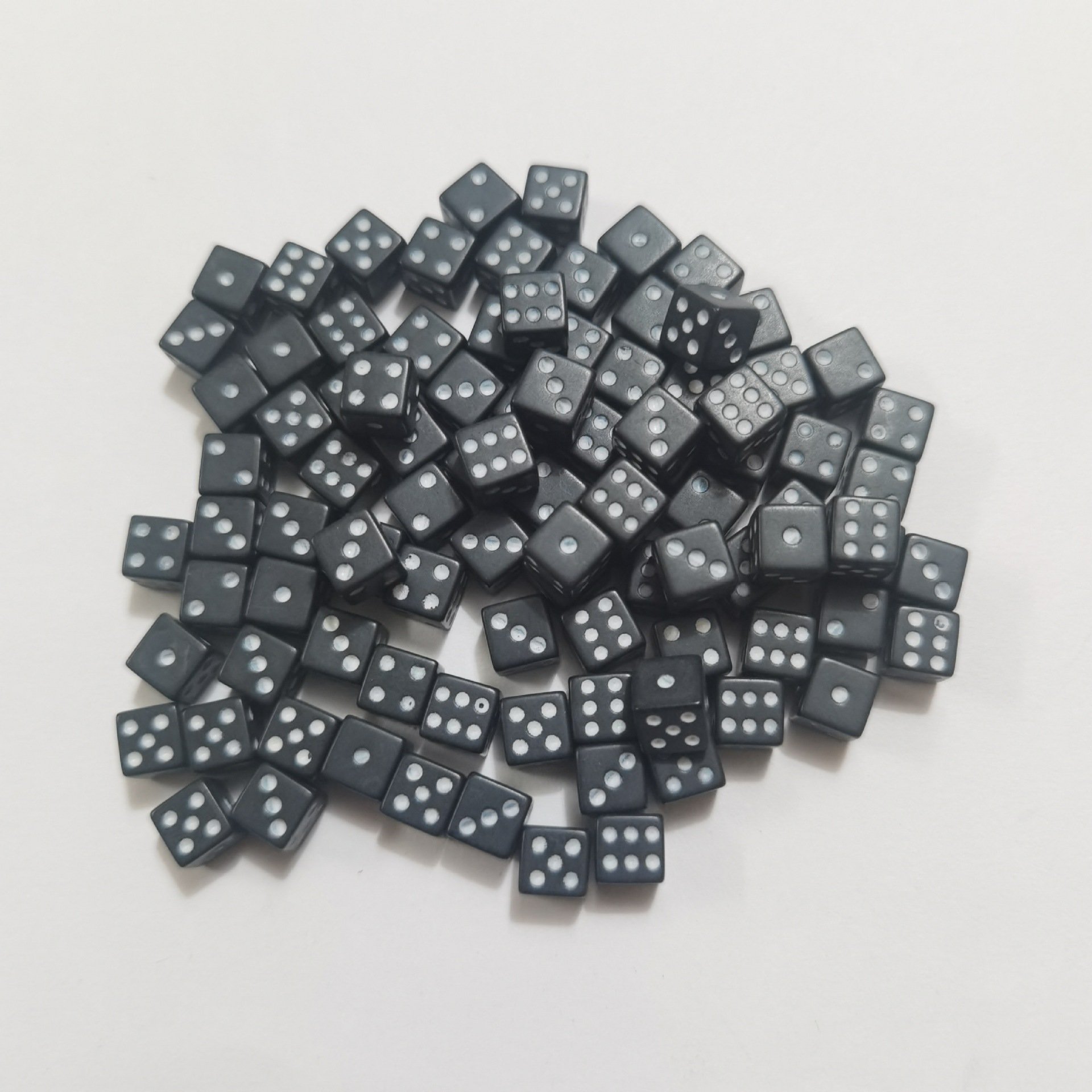 Wholesale MINI Dice 8mm Small Square Corner Colored Black Dot Dice Ready to Ship Magic Props Teaching Dice