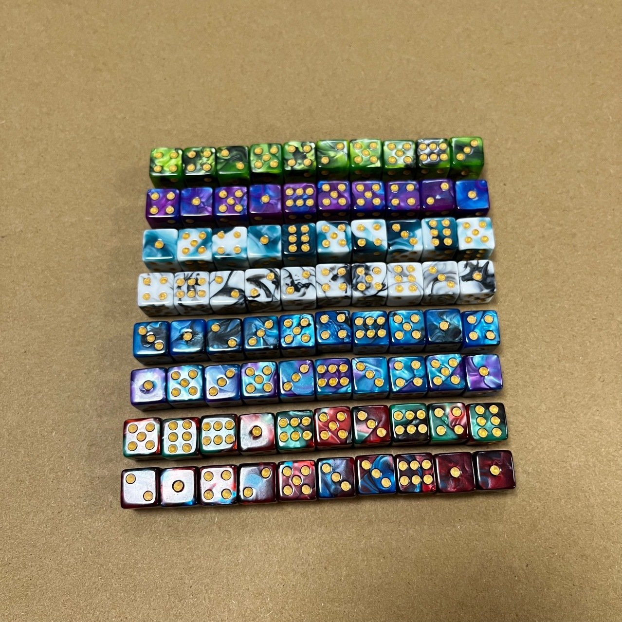 12mm square corner two-color point right-angle dice