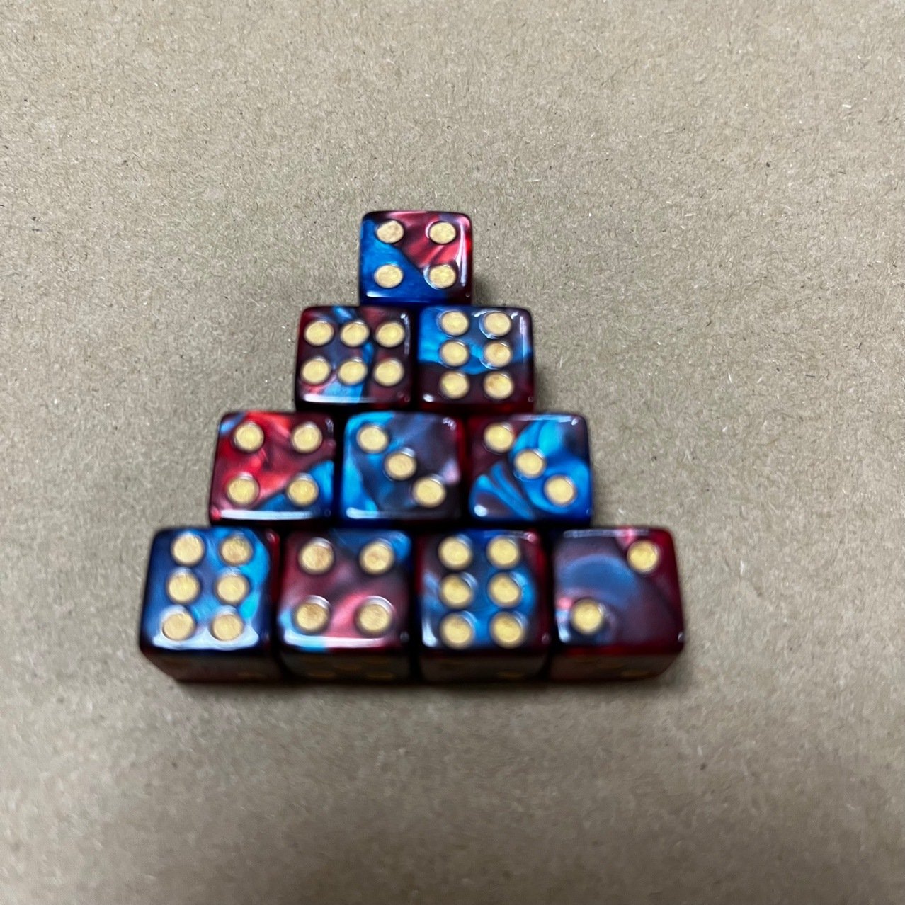 12mm square corner two-color point right-angle dice