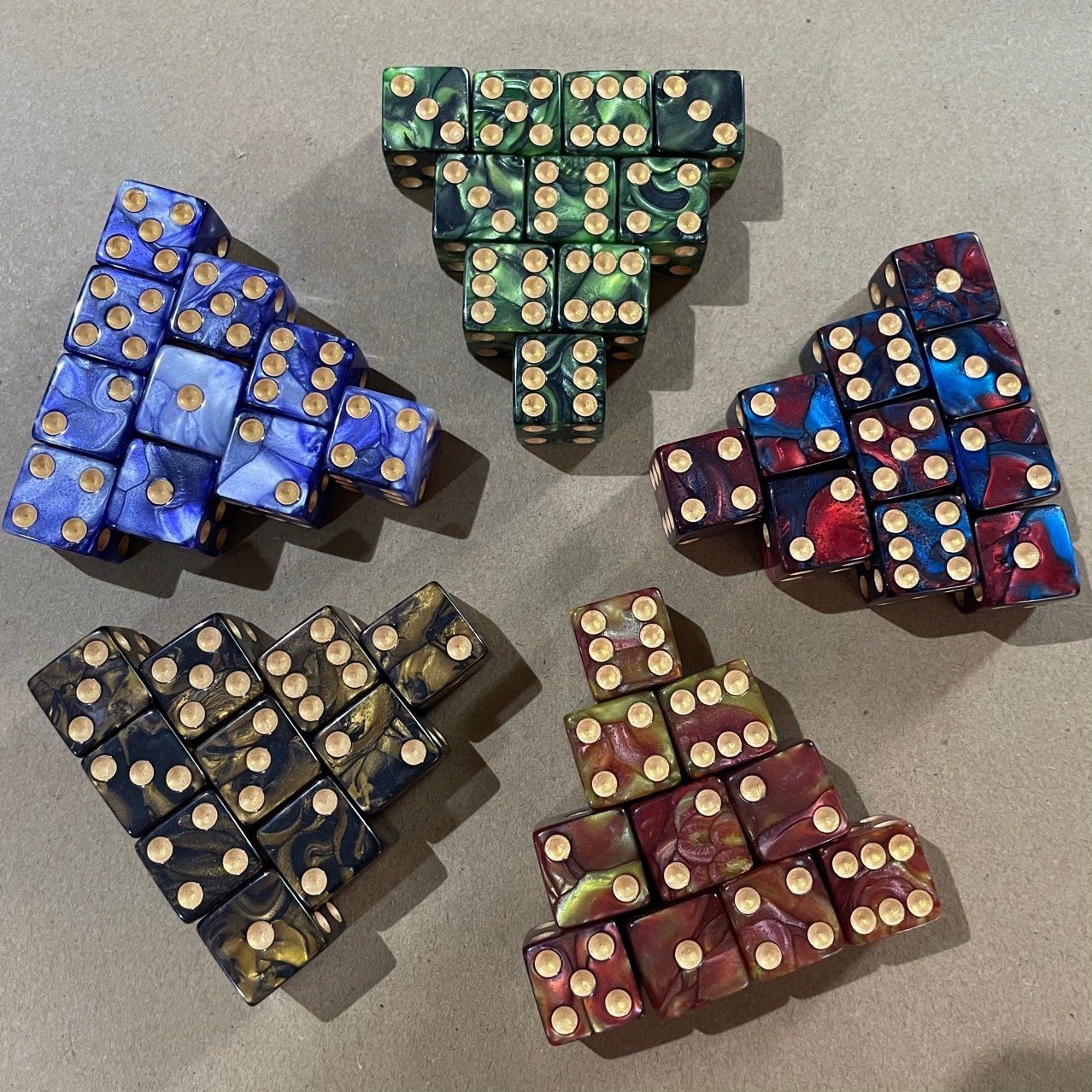 wholesale 10pcs/set 16mm D6 Square Corner Marbling Polyhedral Dice Pearl Pattern Custom Dice Colored Acrylic Dice Games