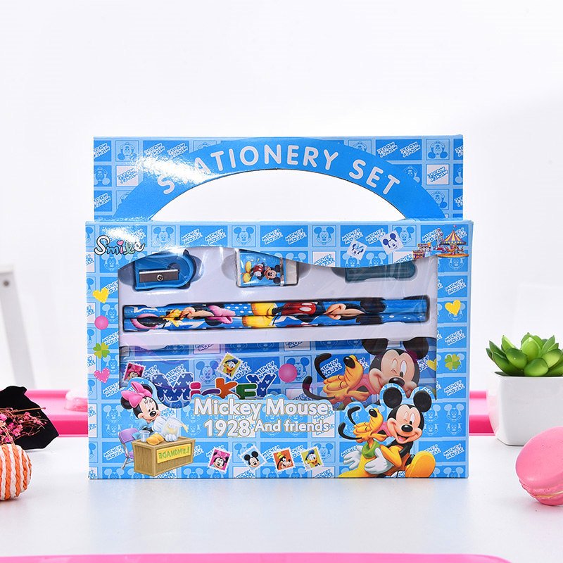 Cartoon pattern children's school supplies stationery set