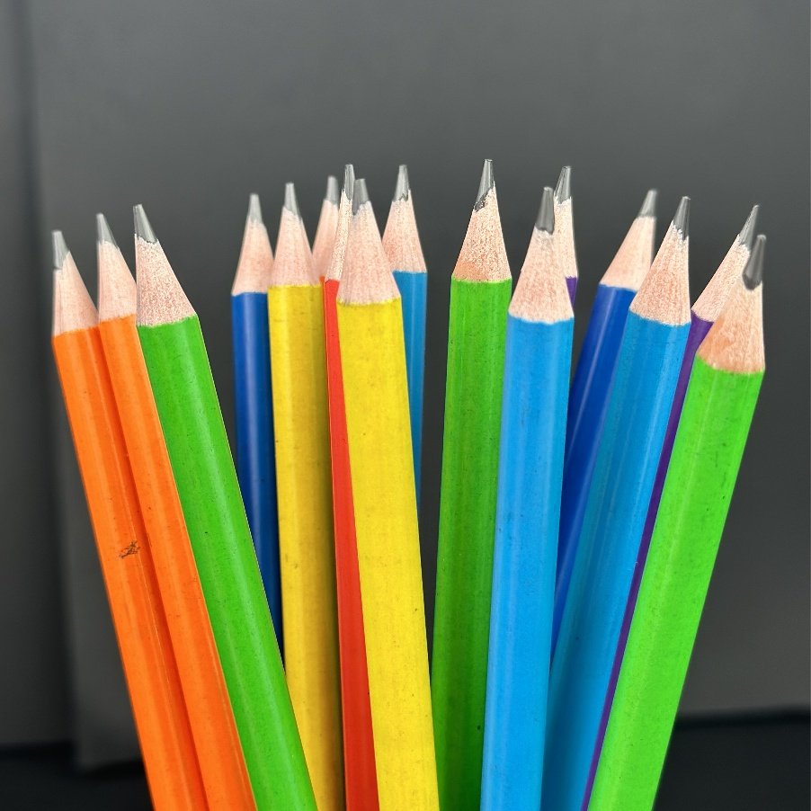 Writing Drawing Smooth Kids Scented Pencils, School Office Supplies, High Quality Fruit Scented Pencils with Eraser.