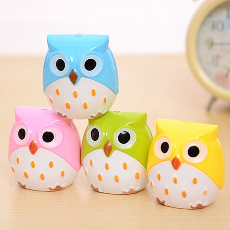 Creative cute owl pencil sharpener, children's student cartoon pencil sharpener, double hole pencil sharpener