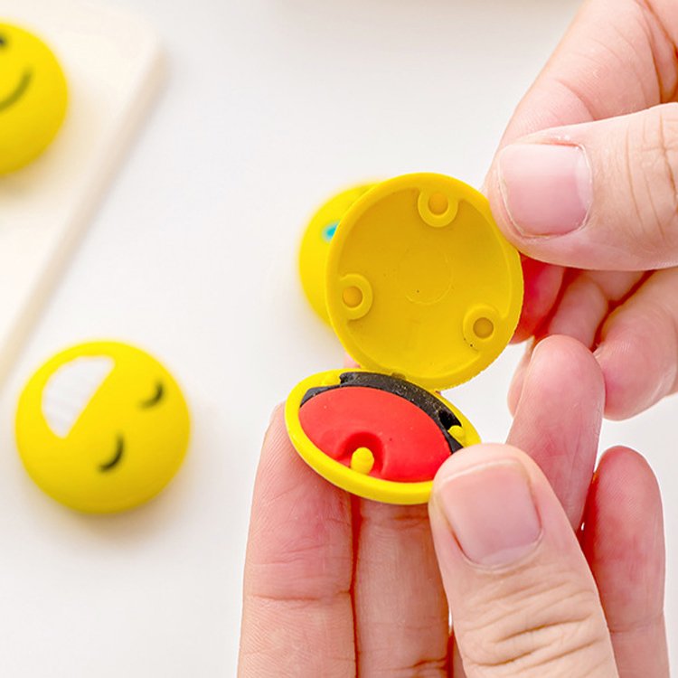 Creative Expression Eraser Smile Face Style Learning Stationery Home Work School Students Prize Gift For Children Eraser Random