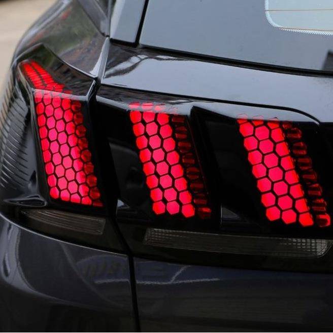 Factory direct selling car taillight honeycomb shape sticker taillight decoration modified car lamp cover sticker tail sticker