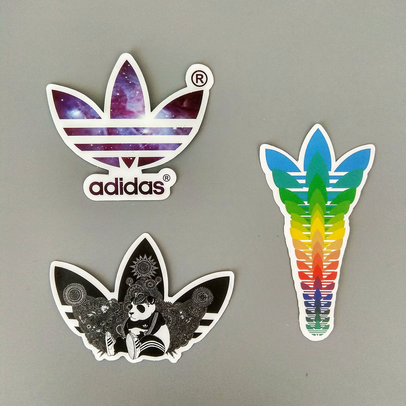 Custom Personalized Adhesive Vinyl Waterproof Stickers Individual Die Cut Logo Label for Promotion Cartoon Sticker