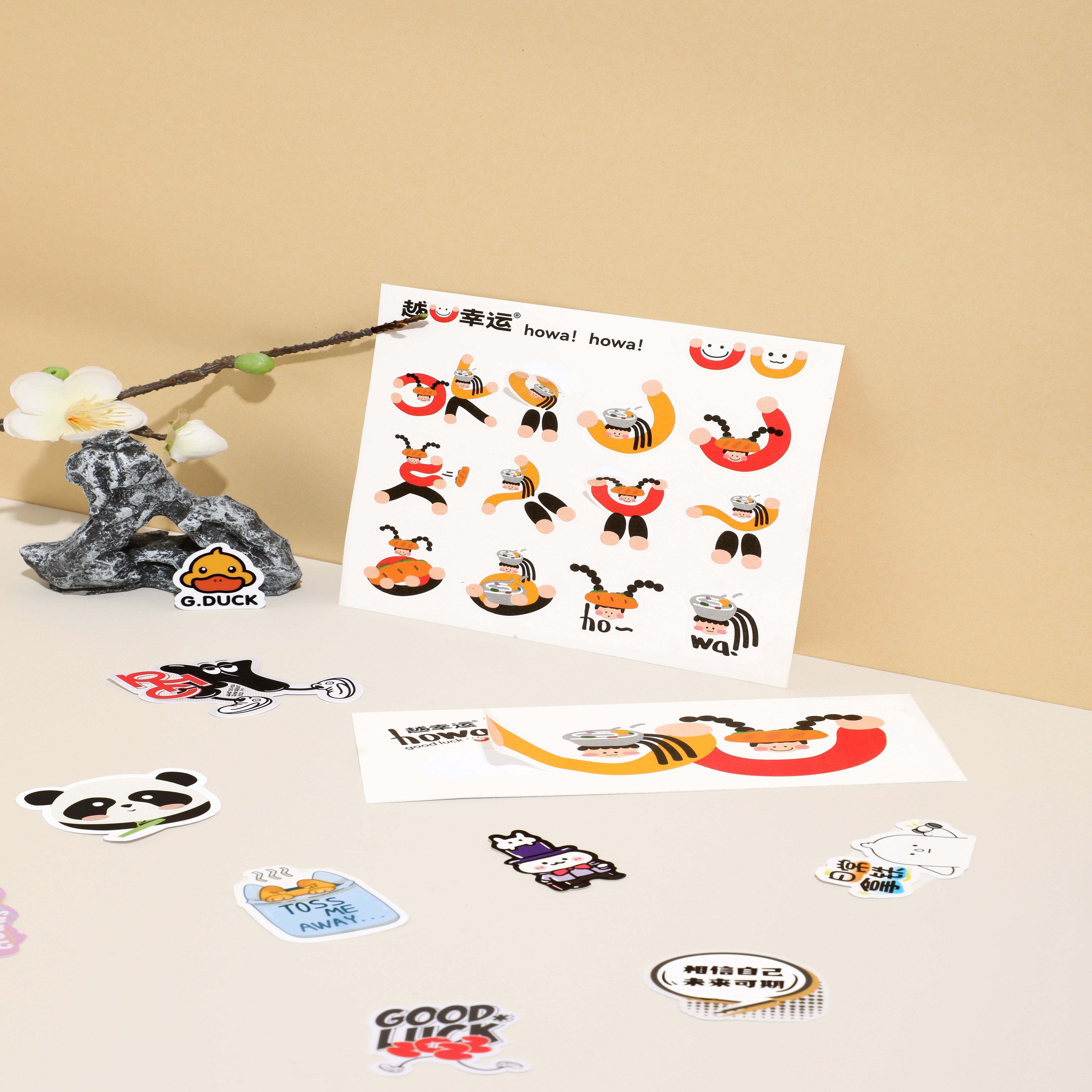 Custom Waterproof Cute Die Cut Cartoon Vinyl Sticker Pieces