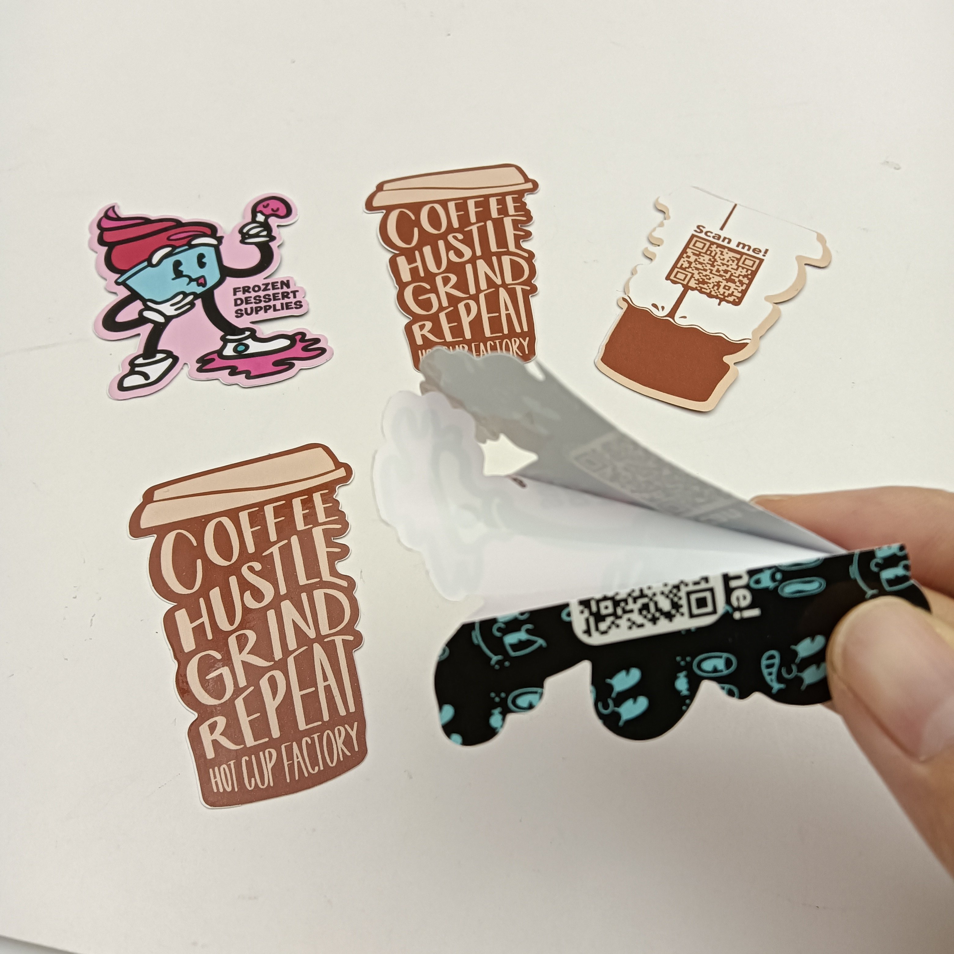 Custom cute label custom stickers packaging stickers vinyl cartoon label die cut label sticker