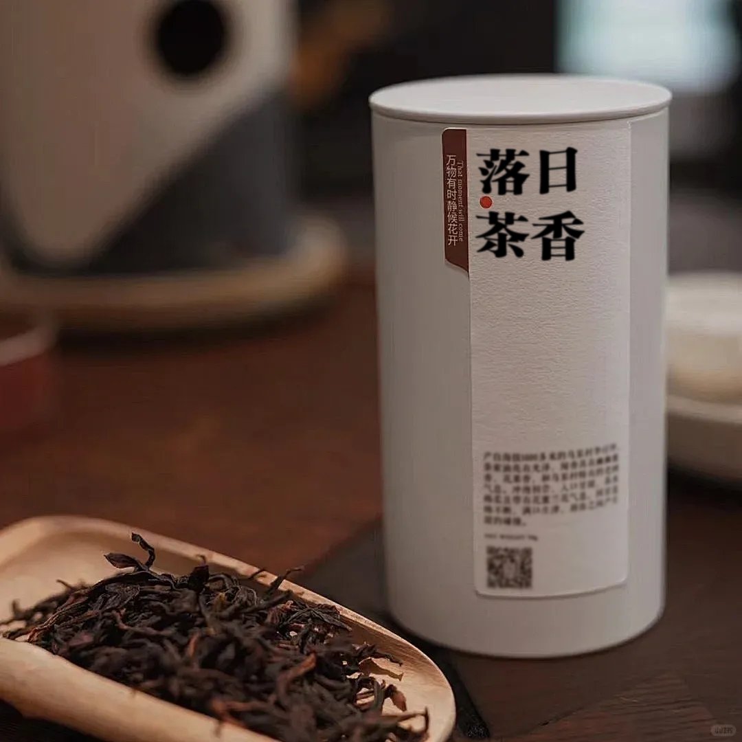 Definition of custom beverage packaging waterproof sticker Die-cut food label sticker