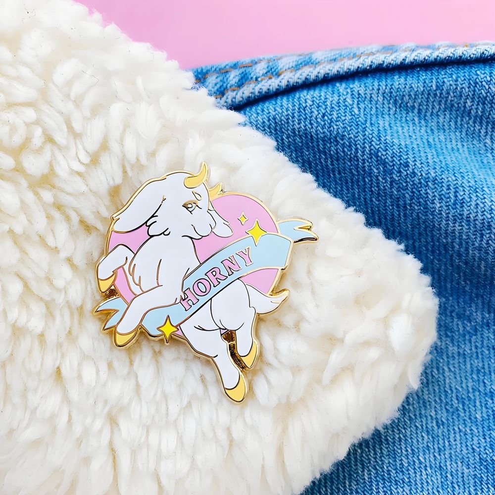 Professional Custom Fashion Anime Hard Soft Enamel Pin Bulk Cartoon Gold Plated Hard Pins Enamel Metal Badge Custom Lapel Pin