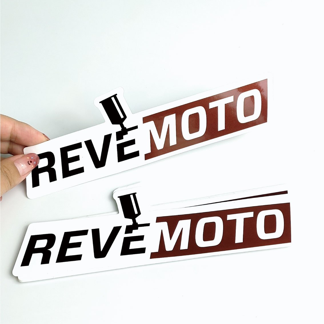 Cheap price waterproof vinyl die cut sticker printing custom logo adhesive cartoon die cut sticker
