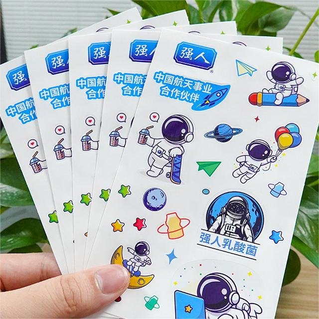 Custom Kids Cute Cartoon Stickers Anime head picture Decorative Waterproof Adhesive Vinyl Sticker Printing
