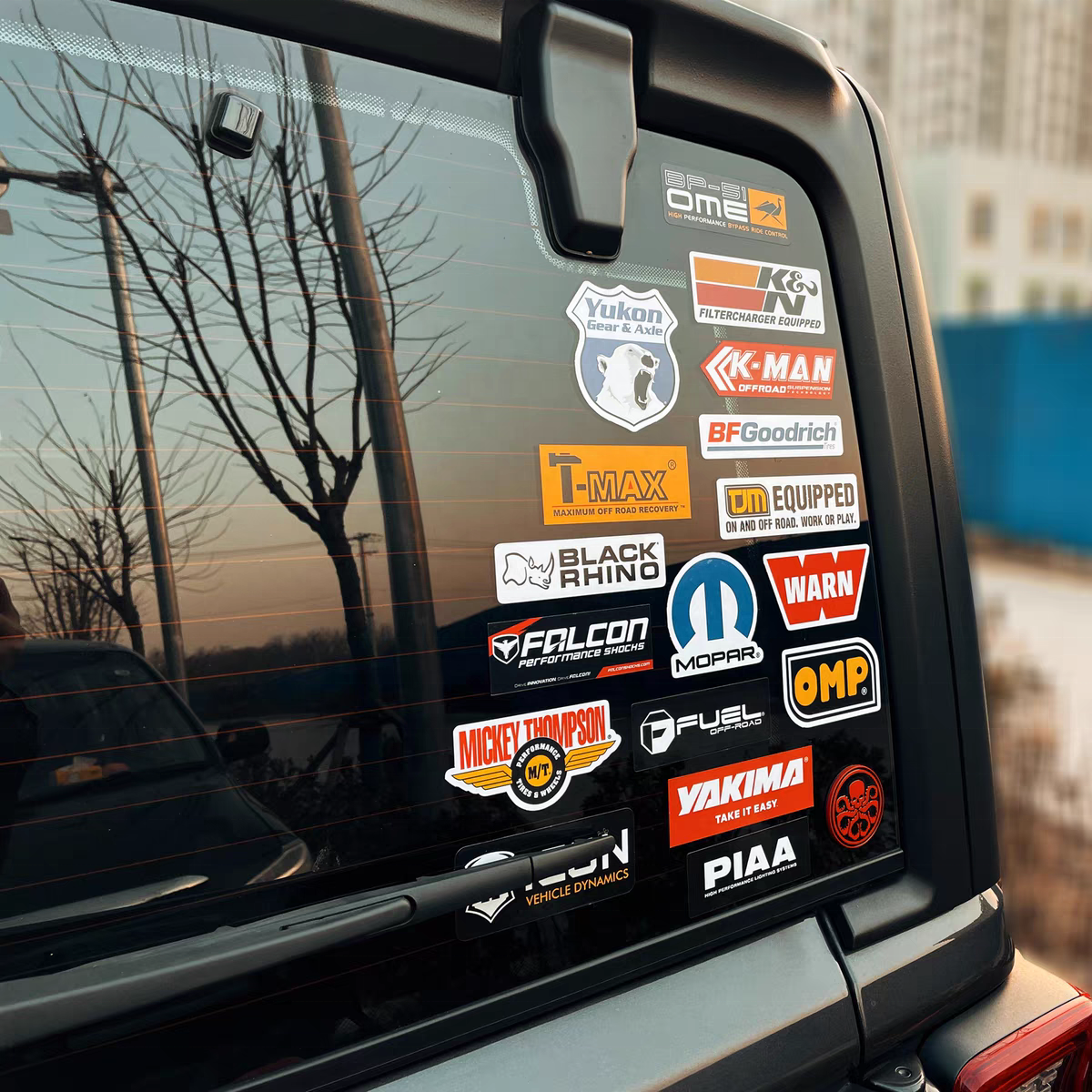 custom Car Stickers with logo outdoor UV Resist car Decals Weatherproof Vehicle decals Transfer sticker for Car Body Window