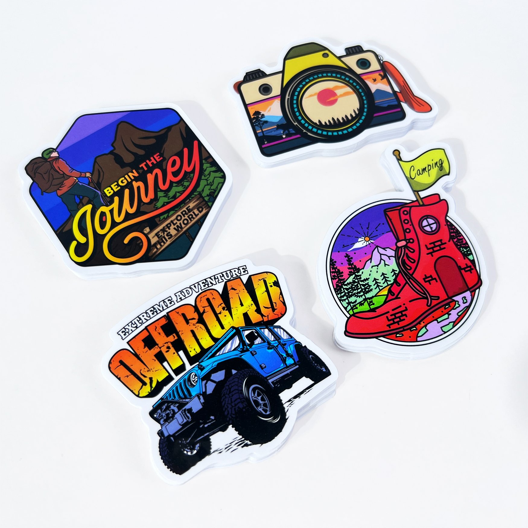 High Quality Custom Vinyl Waterproof Die Cut Sticker Printing UV Resistant Logo Label Adhesive Cartoon Stickers for Water Bottle