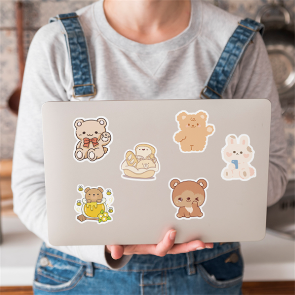 Wholesale Price Custom Printed Hologram Sticker Labels Vinyl Laptop Sticker Round Sticker Machine For Kids