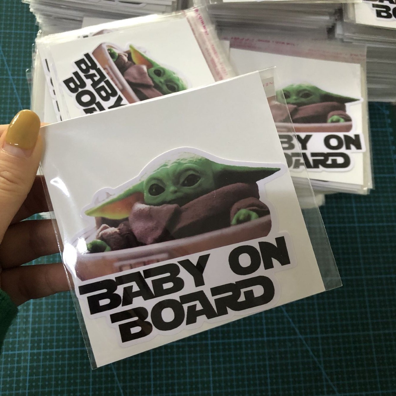 Waterproof Die cut Cartoon Sticker with Printing Head Card Cartoon Custom Sticker Packs