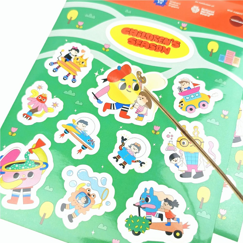 Factory custom waterproof vinyl die cut stickers printing adhesive cartoon die cut stickers
