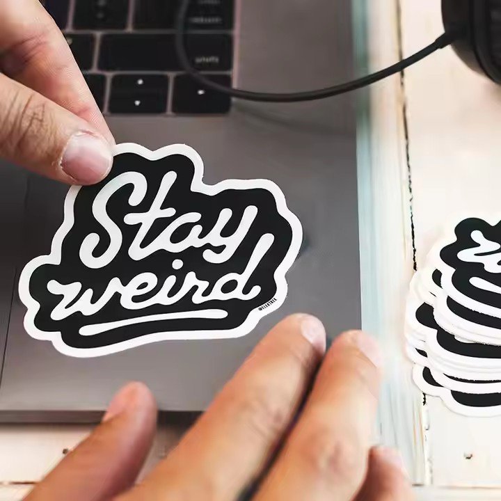 High Quality Strong Selt-adhesive Waterproof Product Packing Vinyl Sticker Custom Logo Label Stickers