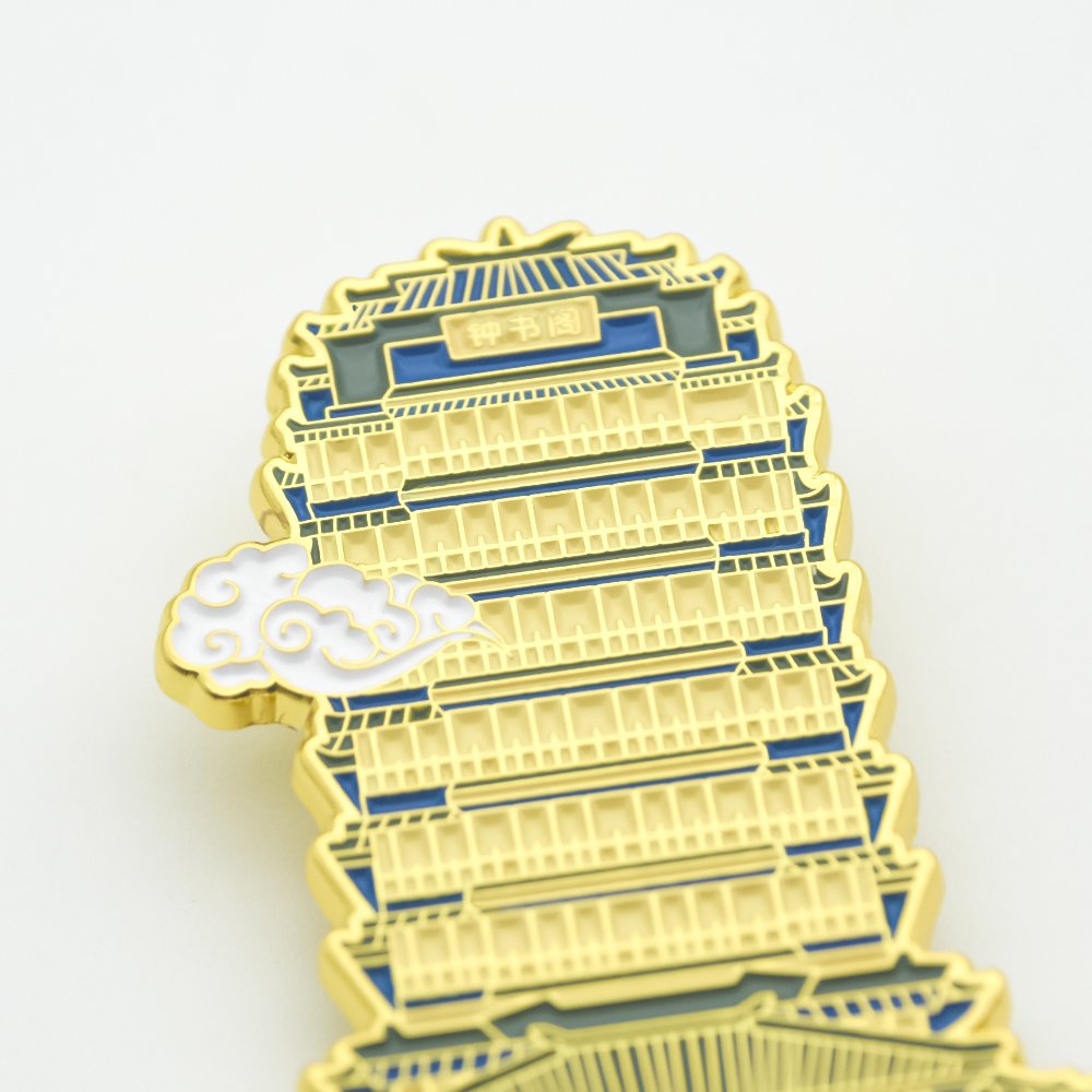 Metal Badges Shiny Architectural Hard Enamel Badges Soft Badges Custom Magnetic Enamel Logos Metal Fridge Stickers