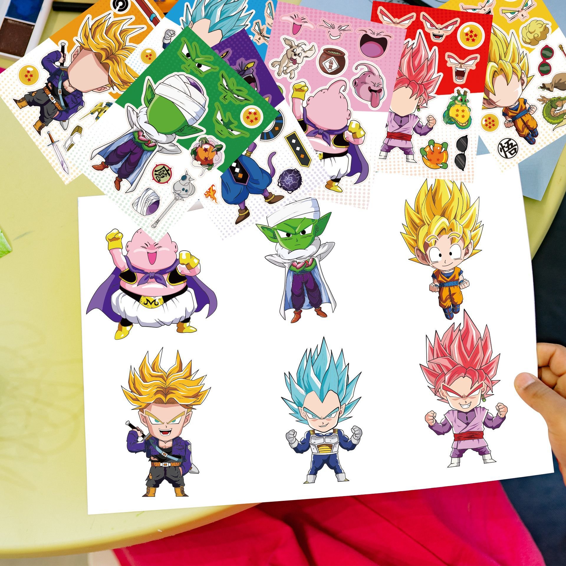 16PCS/SET Wholesale Dragon Son Goku Vegeta Gohan Majiu Buu DBZ Cartoon DIY Decorative Anime Sticker