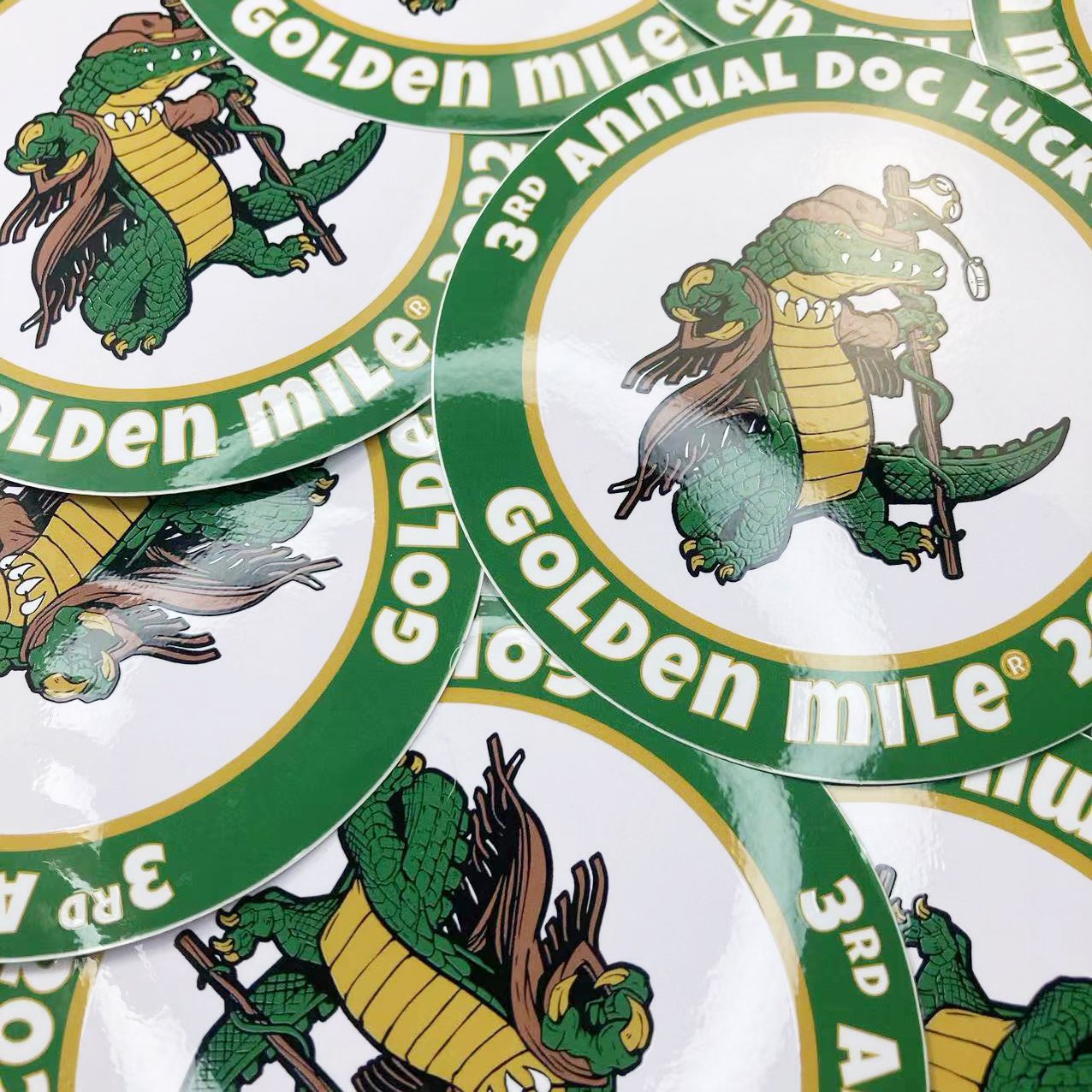 Custom Bumper Stickers UV Printing Adhesive Waterproof Die Cut PVC Vinyl Individual Logo Cartoon Stickers for Outdoor Car