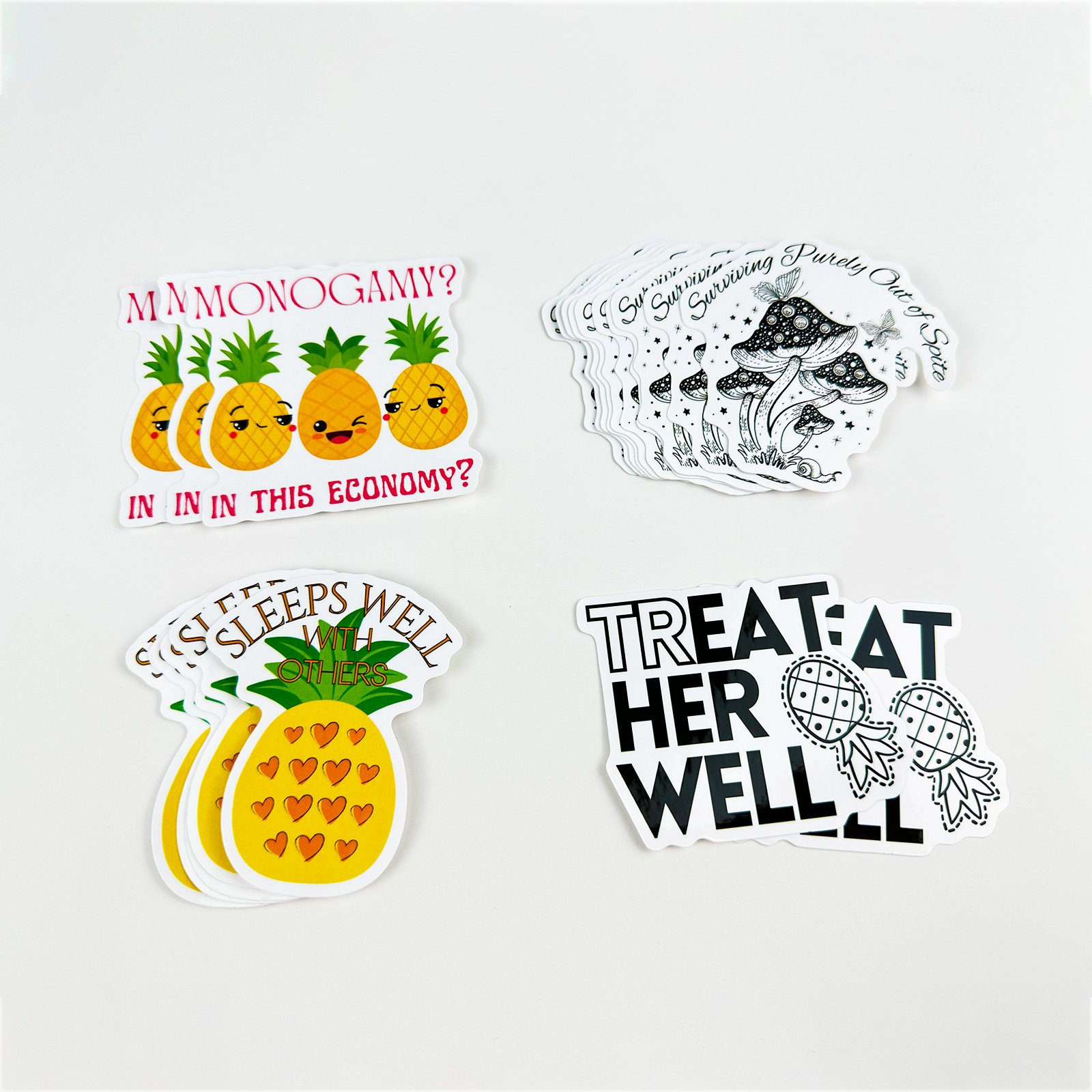 Low MOQ UV Proof Custom Kiss Cut Individual Logo Food Cute Label Self Adhesive Customize Die Cut Vinyl Stickers Waterproof