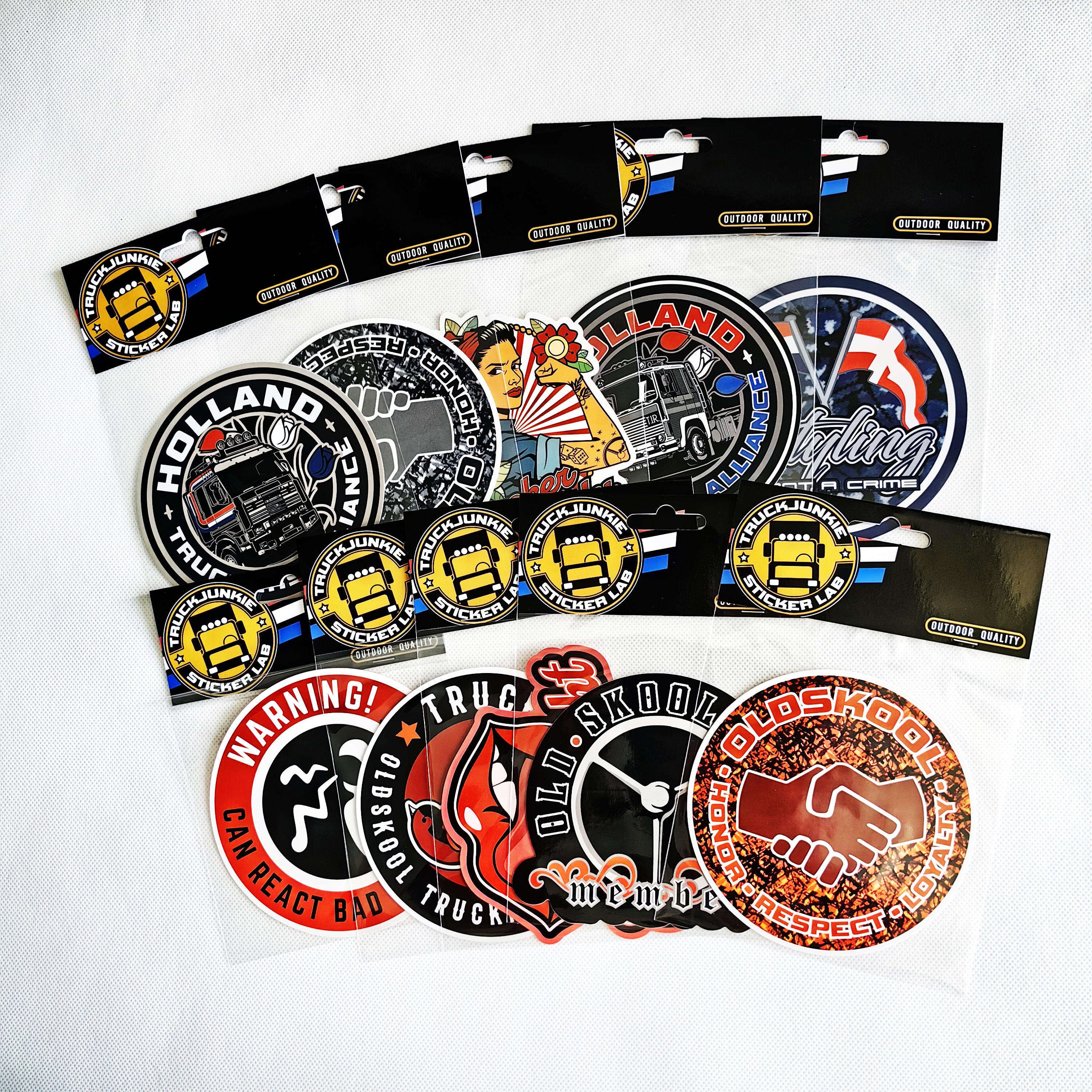 Waterproof Cartoon Sticker Packs in OPP Bag for Advertising Promotion Use Die Cut PVC Vinyl Custom Sticker Packs