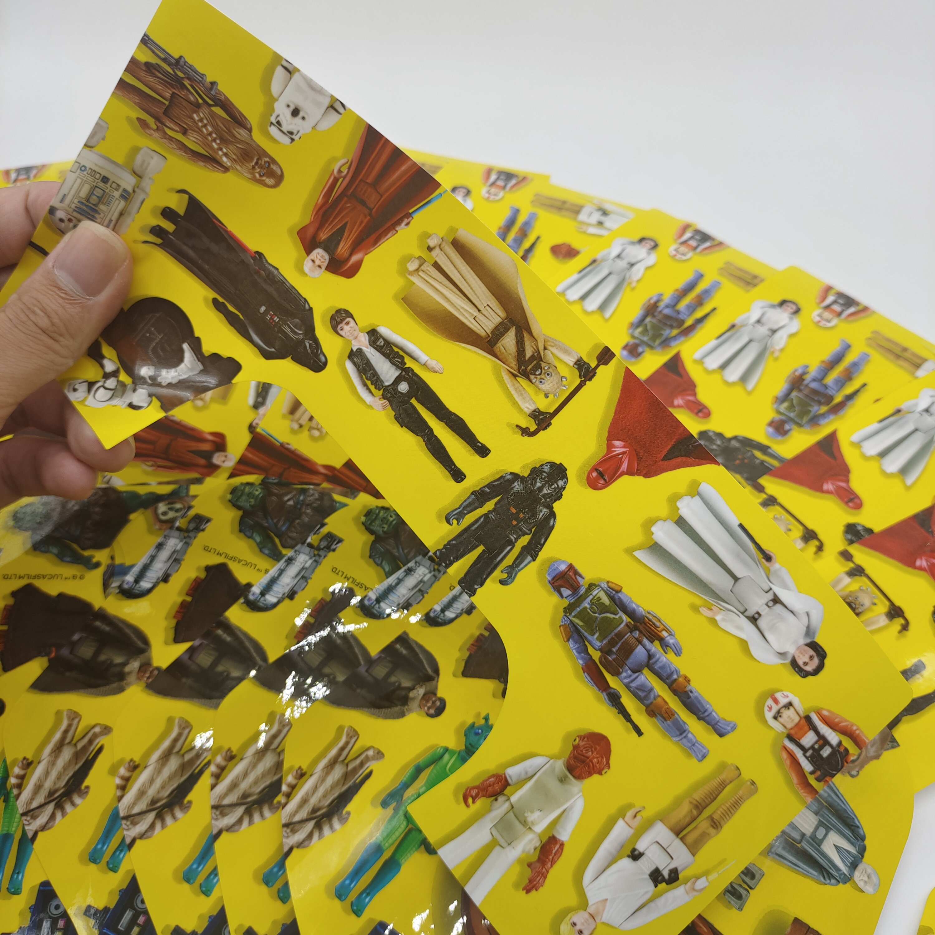 High quality customized die cut cartoon stickers printing packaging stickers