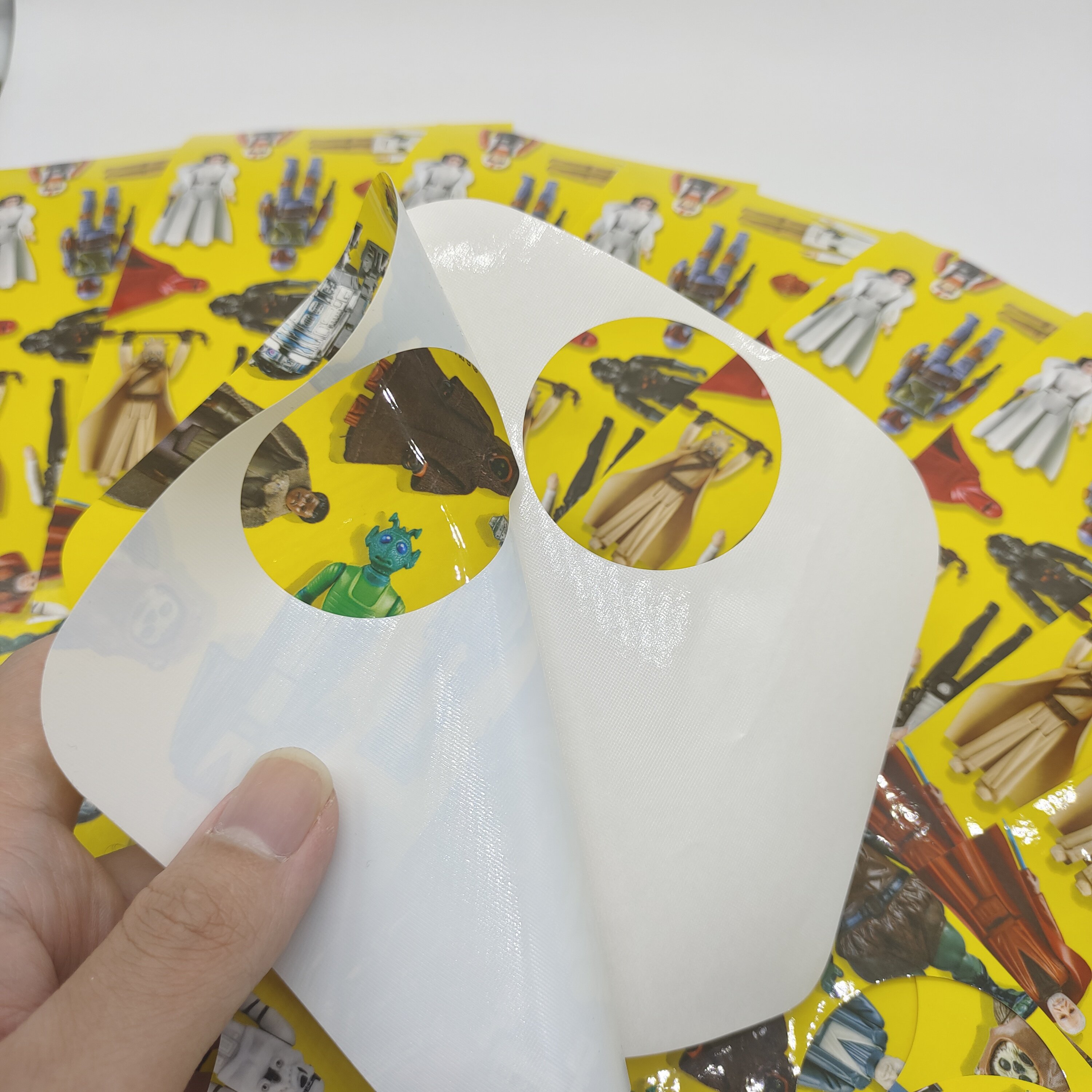 High quality customized die cut cartoon stickers printing packaging stickers