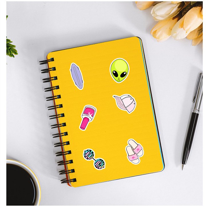 50PCS Factory Hot Sale INS Style Graffiti Sticker Vinyl Waterproof PVC Cartoon Painting Tools Sticker