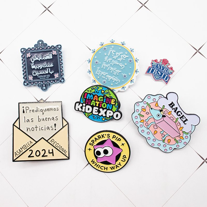 Hot Sale New Fashion Popular Designs Custom Magnetic Soft Enamel Pins Custom Enamel Pin Stickers for entertainments