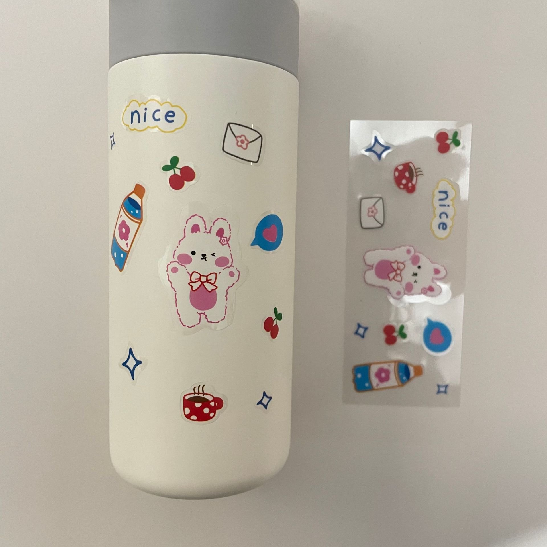 Fashion Cup Sticker Cute Cartoon Sticky Paper Waterproof DIYHand Account Sticker Thermos Cup Sticker