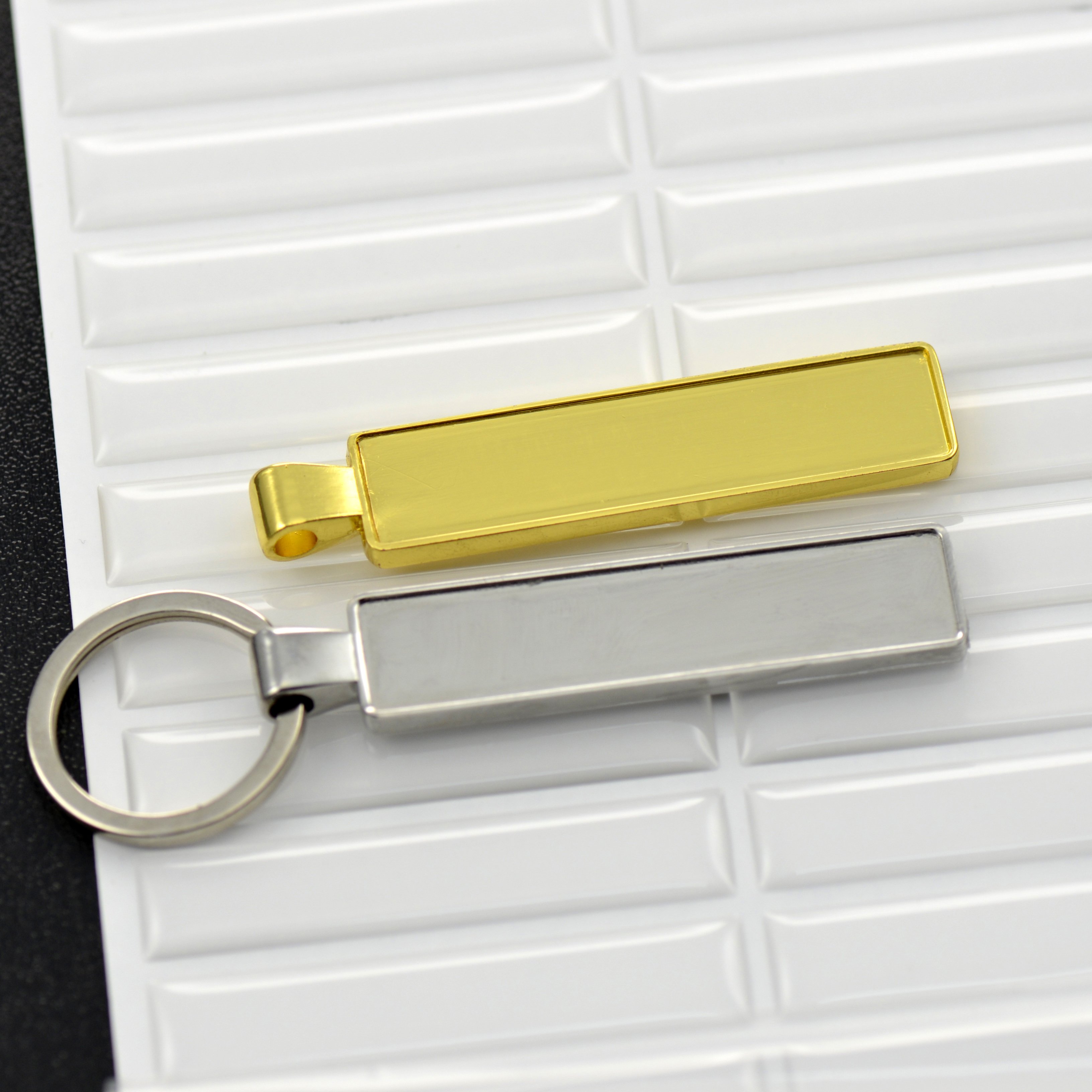 51.5mm x 11mm Rectangle Blank Epoxy Domed Stickers For Number Plates Keychains