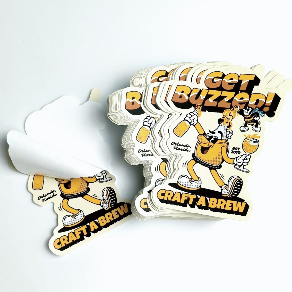 Custom brand logo adhesive waterproof label vinyl cartoon sticker custom printing die cut sticker