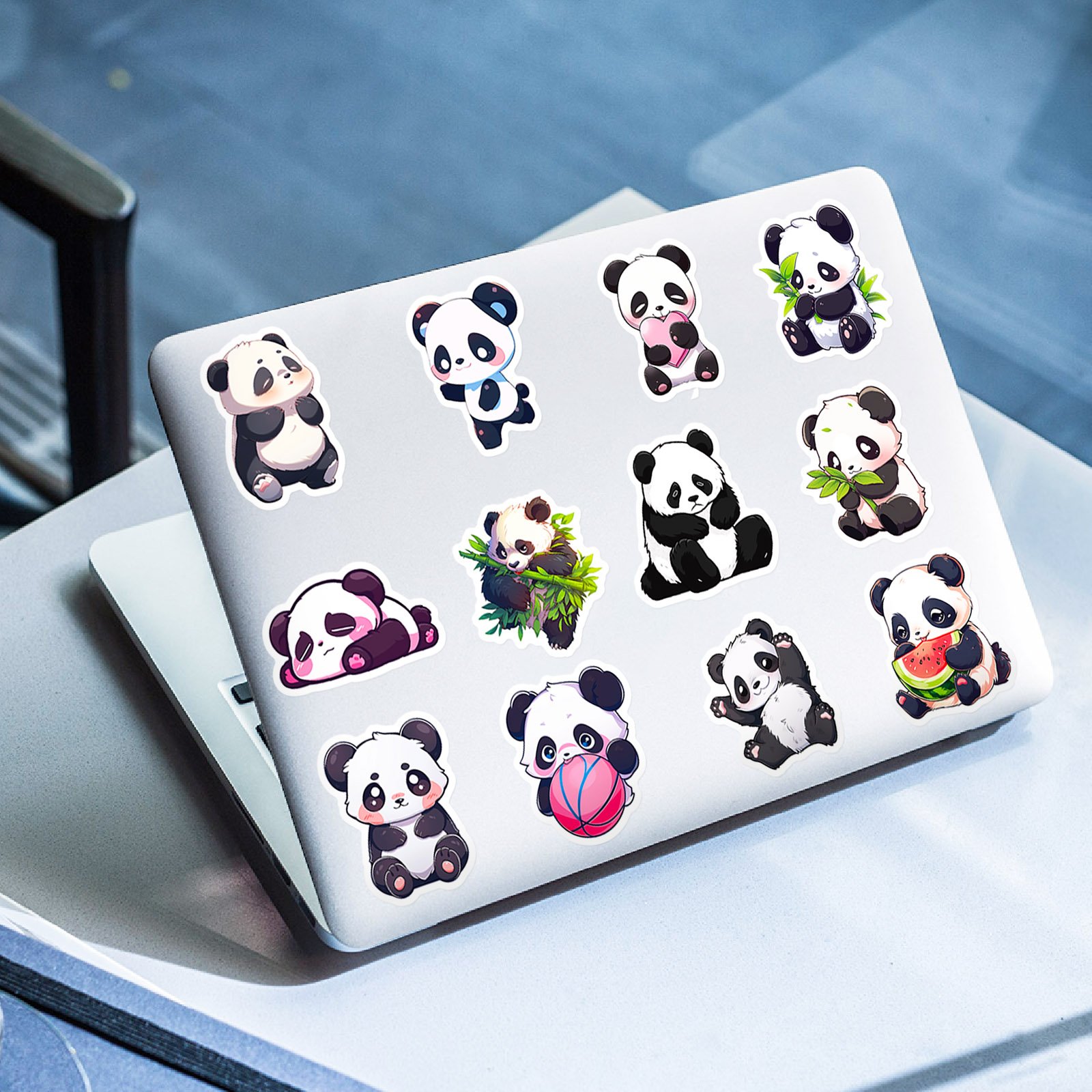 Hot-selling 50pcs different colored and cute cartoon panda stickers for decorating notebooks and rewarding boys and girls