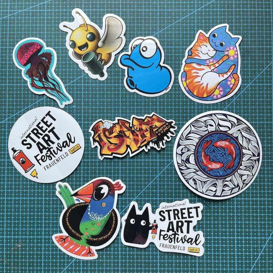 UV Resist Weatherproof Durable Crack Peel Self-Adhesive PVC Vinyl Sticker Printing Company Cartoon Logo Custom Dye Cut Stickers