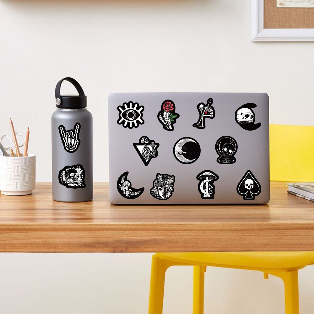 Custom Logo Halloween Skull Dark Style Waterproof Sticker Wine Bottle Holographic Sticker