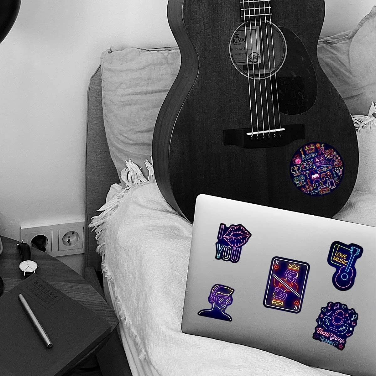 50P Cartoon Neon Vinyls cute graffiti stickers for kids Laptop Skateboard luggage Water Bottles Guitar sticker
