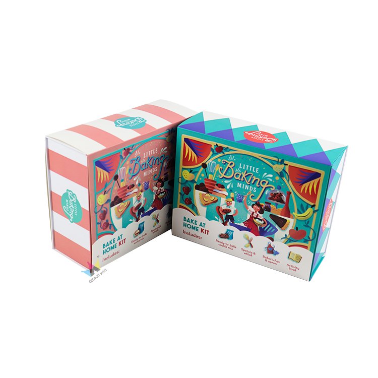 custom recycle rigid cardboard cartoon game packaging box christmas ornament magnet closure gift paper box with eva insert