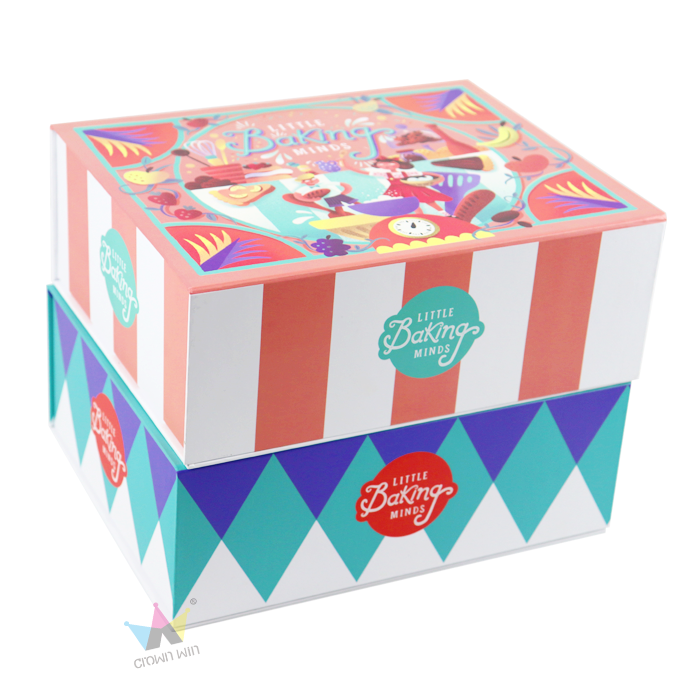 custom recycle rigid cardboard cartoon game packaging box christmas ornament magnet closure gift paper box with eva insert