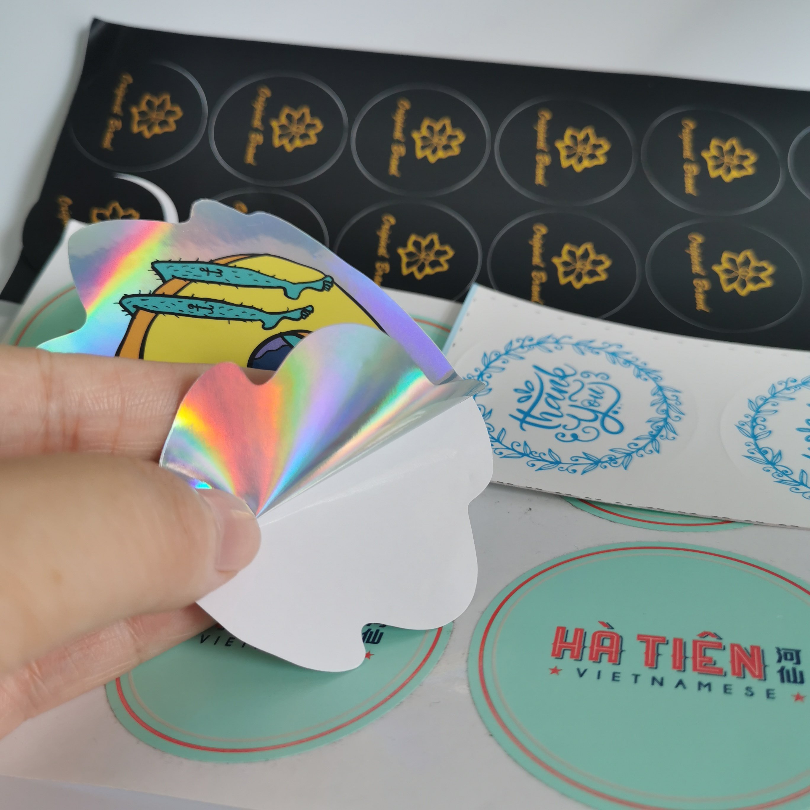 wholesale High quality custom logo uv proof stickers stickers custom design vinyl sticker