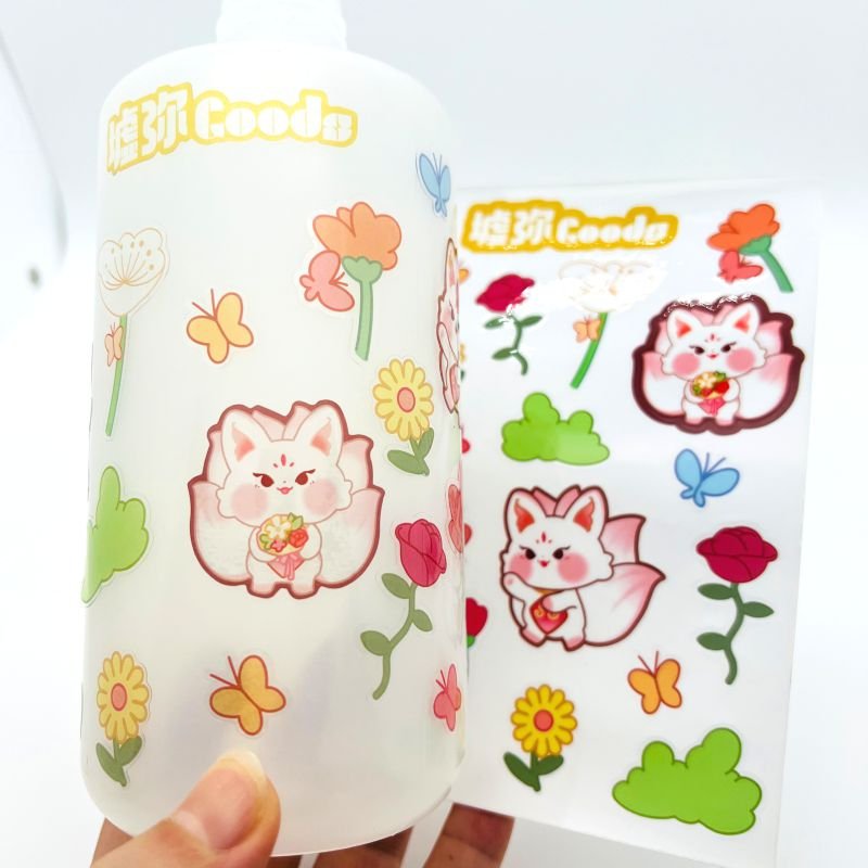 Factory Customized high quality sticker roll transparent clear label sticker for water beverage bottle