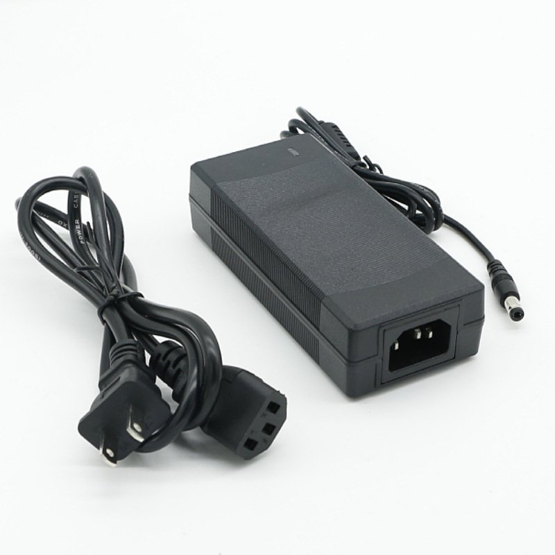 Universal Lithium Battery Charger DC Wall Mounted Led Light Plug 8.4V 12.6V 21V 1A 2A 2.5A 3A 3.5A 4A 4.5A 5A Plug in 2 Years