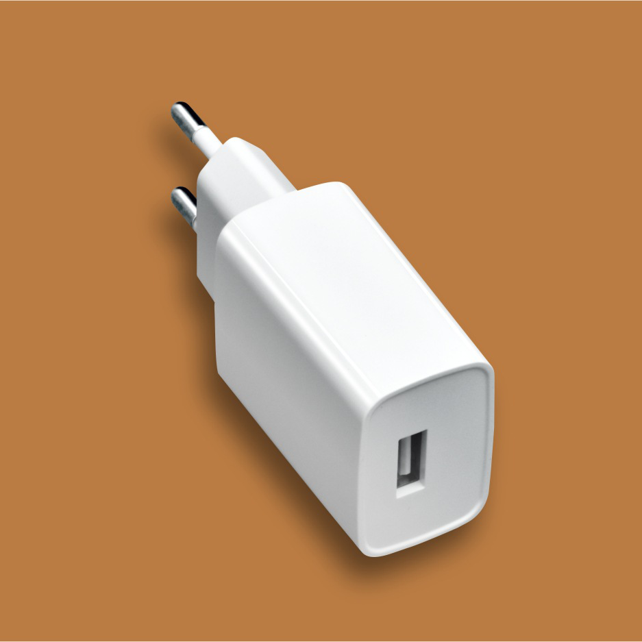 European CE Certified 5V/2A Fast Charging USB Head Mobile Phone Charger with Overvoltage Protection Wholesale Earphone Accessory