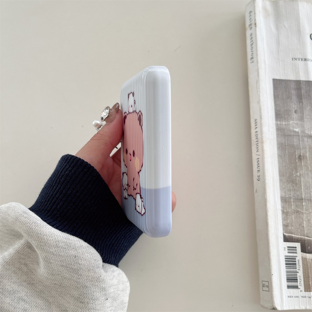 For iPhone Powerbank Case Shockproof Bumper Wireless Magnetic Battery Protective Cover Soft Silicone Case Mobile Phone Accessory