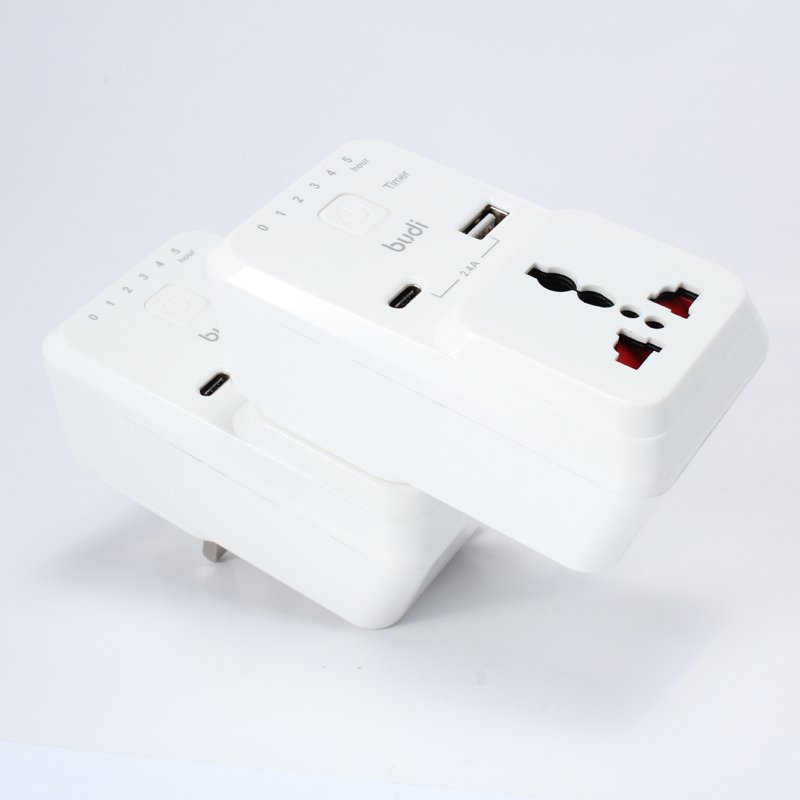 Accessories in bulk EU/UK adapter wall charger plug socket with double cell phone charging station usb-c &usb port timer charger